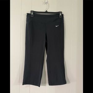 Nike DriFit Crop Tights